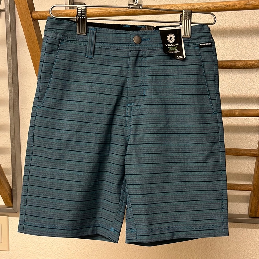 Volcom BOYS KEROSENE HYBRID SHORTS Blue Stripe Size 7